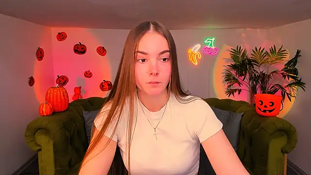 rad rebel  online show from October 28, 1:21 pm