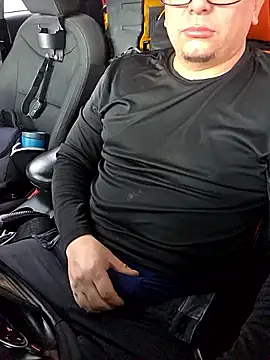 lucho8690 online show from October 28, 9:14 pm