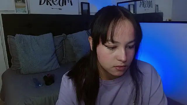 Snapshot of Eymmy_24 chatting on September 14, 2:45 am Eymmy 24 online show from September 14, 2:45 am