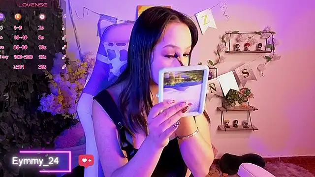 Eymmy 24 online show from April 24, 1:40 am