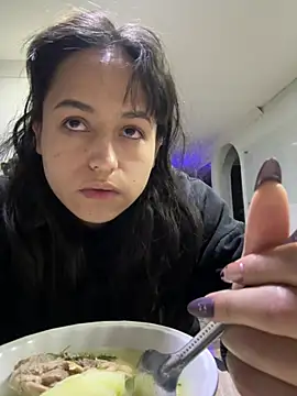 Eymmy 24 online show from March 16, 4:53 am