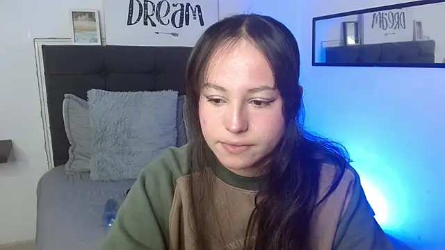Snapshot of Eymmy_24 chatting on September 16, 2:34 am Eymmy 24 online show from September 16, 2:34 am
