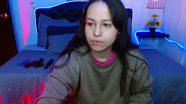 Snapshot of Eymmy_24 chatting on September 23, 12:28 am Eymmy 24 online show from September 23, 12:28 am