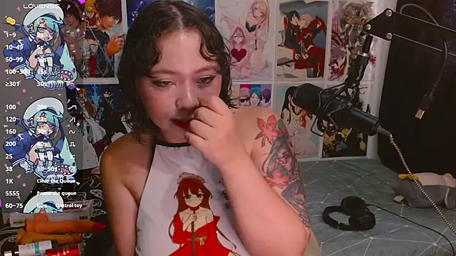 Snapshot of Lil-La chatting on September 16, 2:29 pm Lil-La online show from September 16, 2:29 pm