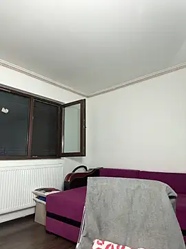 MiaKiittyy online show from December 16, 1:10 am