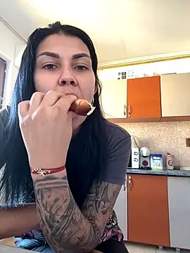 MiaKiittyy online show from September 22, 2:12 pm