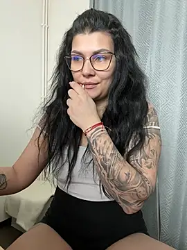 MiaKiittyy online show from March 7, 10:37 pm