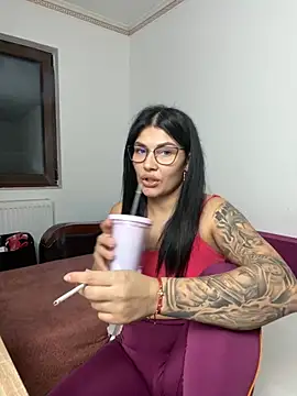 MiaKiittyy online show from October 9, 4:40 pm