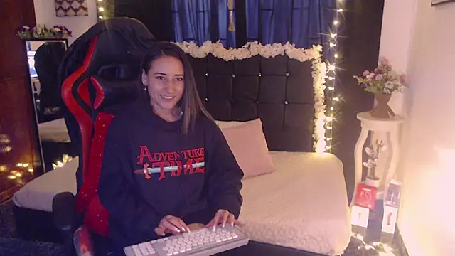 Snapshot of Sofia-mel chatting on October 11, 9:49 pm Sofia-mel online show from October 11, 9:49 pm