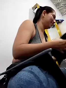 yesi-nursehot online show from January 15, 2:26 am