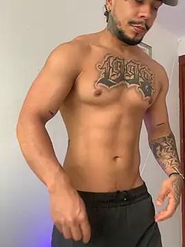 Snapshot of DeimonOficial chatting on October 21, 4:28 pm DeimonOficial online show from October 21, 4:28 pm