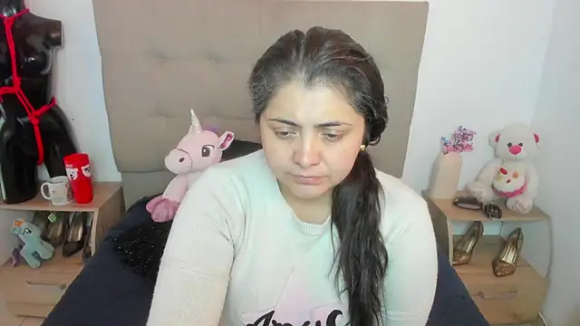 TifanyAmazinng online show from November 10, 12:32 pm