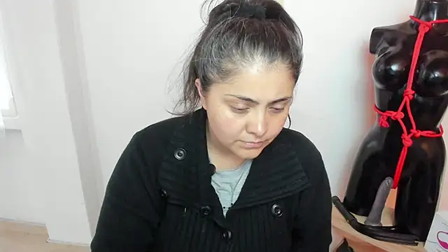 TifanyAmazinng online show from September 16, 12:17 pm