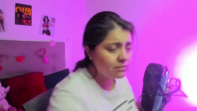 TifanyAmazinng online show from February 16, 12:37 pm