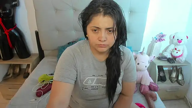 TifanyAmazinng online show from November 27, 12:27 pm