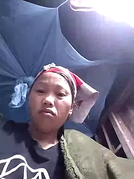 Snapshot of PhamPm70 chatting on November 19, 5:35 pm PhamPm70 online show from November 19, 5:35 pm