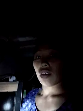 Snapshot of PhamPm70 chatting on November 6, 10:36 pm PhamPm70 online show from November 6, 10:36 pm