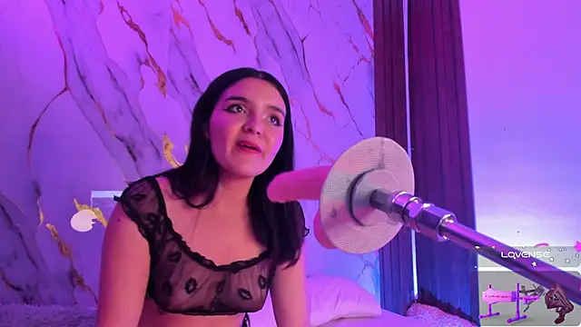 alicecute77 online show from November 15, 2:48 am