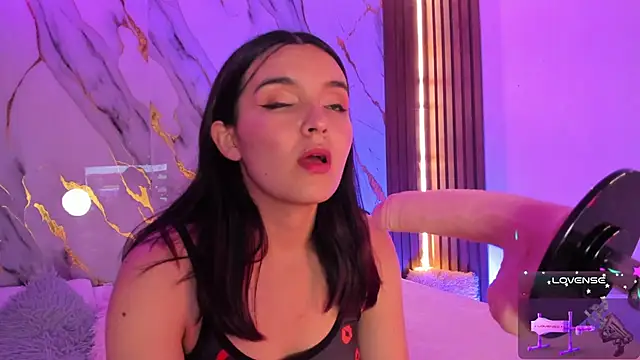 alicecute77 online show from November 11, 2:28 am