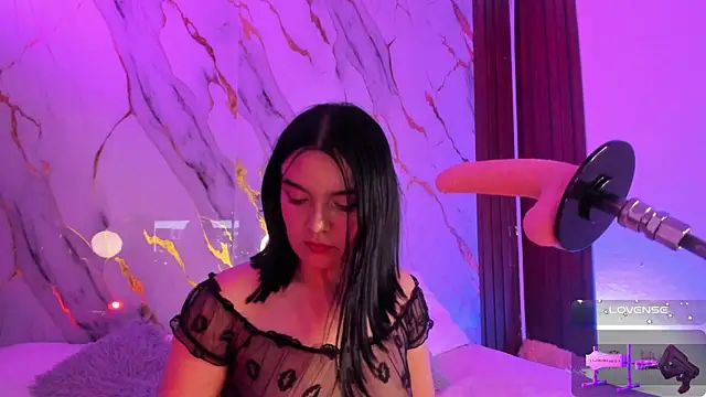 alicecute77 online show from December 19, 2:26 am