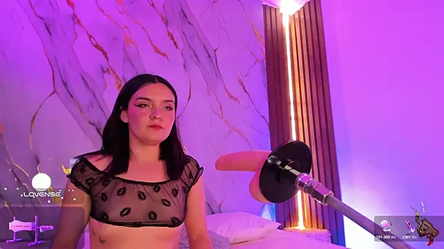 alicecute77 online show from October 29, 2:43 am