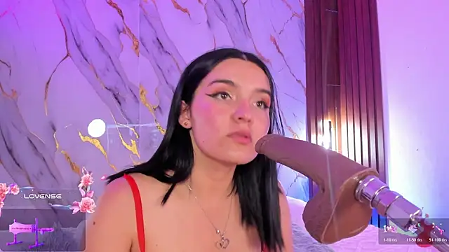 alicecute77 online show from May 10, 2:26 am
