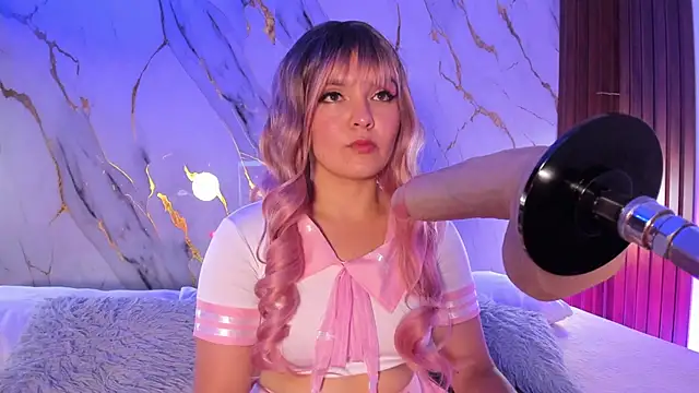 alicecute77 online show from June 16, 2:11 am