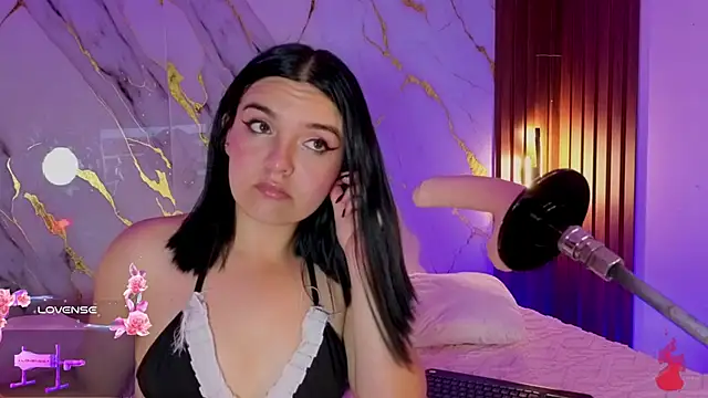 alicecute77 online show from February 16, 1:48 am