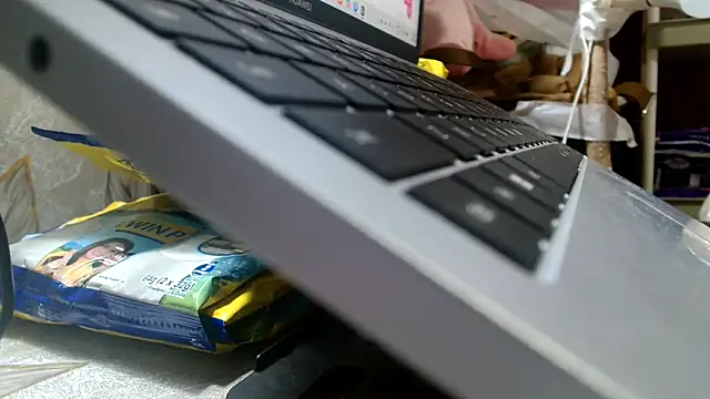 Snapshot of HelenaM chatting on June 13, 12:41 am HelenaM online show from June 13, 12:41 am