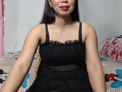 Snapshot of HelenaM chatting on October 8, 11:38 pm HelenaM online show from October 8, 11:38 pm