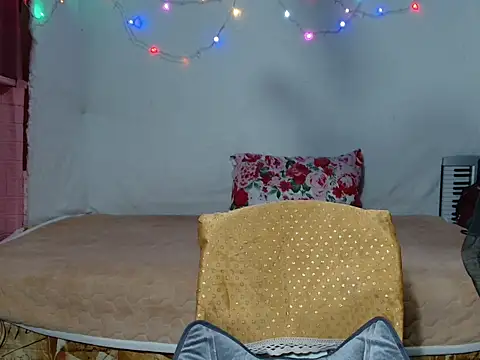 HelenaM online show from December 17, 9:31 pm