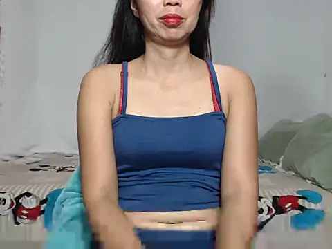 Snapshot of HelenaM chatting on September 25, 1:22 am HelenaM online show from September 25, 1:22 am