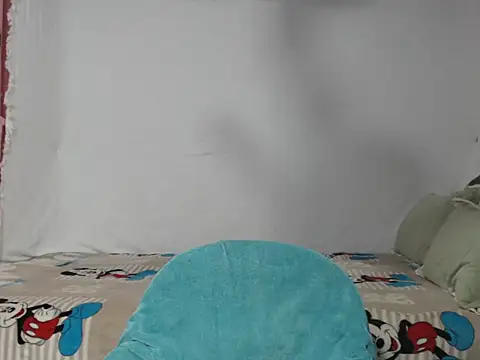 Snapshot of HelenaM chatting on September 28, 10:55 am HelenaM online show from September 28, 10:55 am