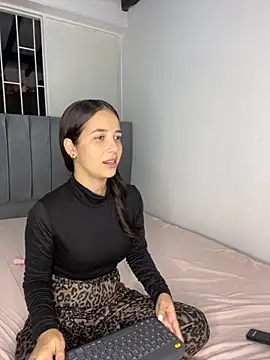 Snapshot of dalianataba chatting on November 22, 2:49 pm dalianataba online show from November 22, 2:49 pm