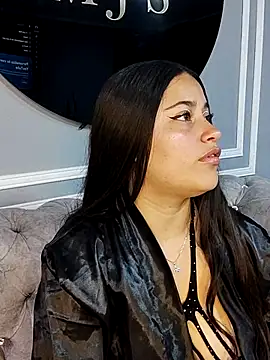 gabyjoness  online show from November 13, 4:38 am