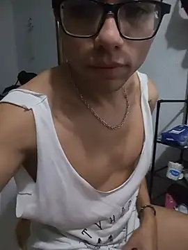Naughty Boy13 online show from May 29, 2:28 am