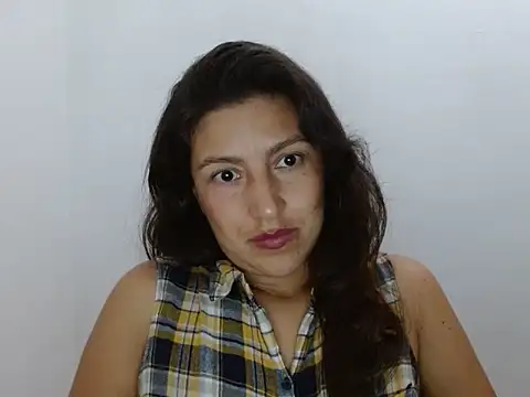 SarahFriendly online show from May 30, 2:40 am