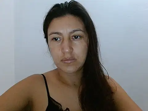 SarahFriendly online show from July 24, 11:50 am