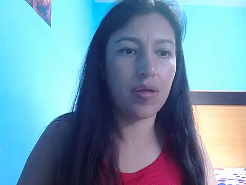 SarahFriendly online show from April 7, 9:27 pm