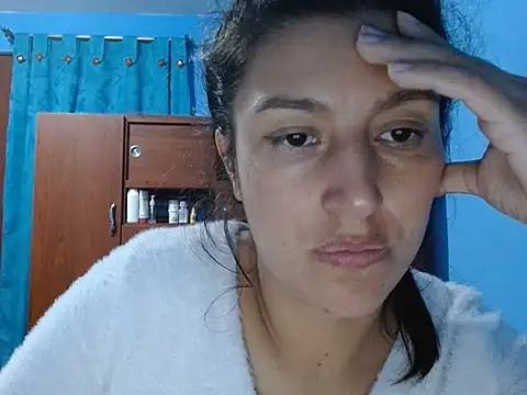 SarahFriendly online show from July 2, 1:50 am