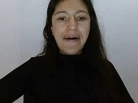 SarahFriendly online show from July 18, 3:20 pm