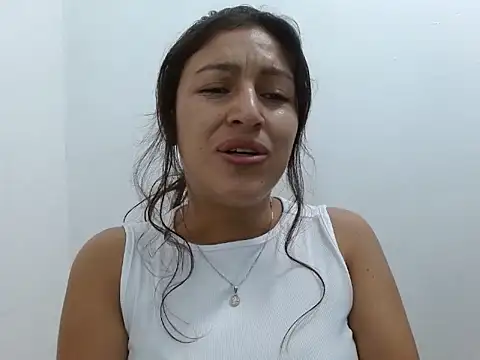 SarahFriendly online show from May 14, 1:08 pm