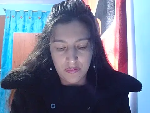 SarahFriendly online show from July 7, 6:00 pm