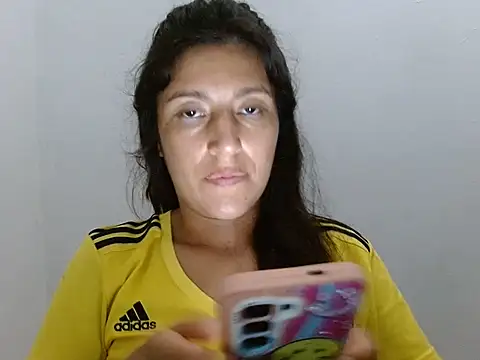 SarahFriendly online show from June 18, 12:42 am