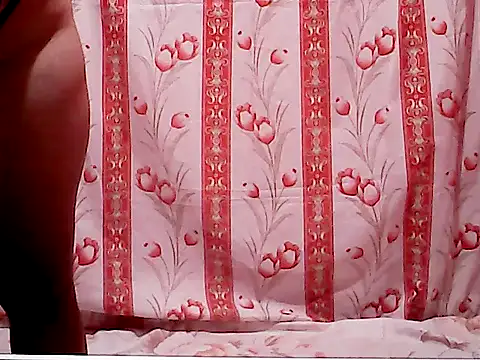 Snapshot of Sexylyka30 chatting on October 5, 9:05 pm Sexylyka30 online show from October 5, 9:05 pm