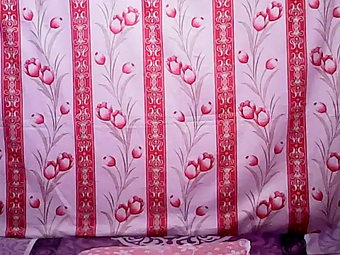 Snapshot of Sexylyka30 chatting on November 18, 11:26 pm Sexylyka30 online show from November 18, 11:26 pm