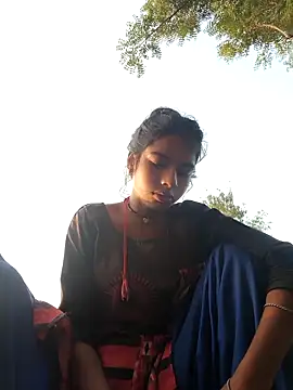 Snapshot of Gulika_Doshi chatting on October 14, 1:28 am Gulika Doshi online show from October 14, 1:28 am