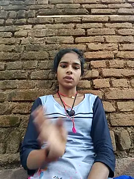 Snapshot of Gulika_Doshi chatting on October 26, 1:17 am Gulika Doshi online show from October 26, 1:17 am