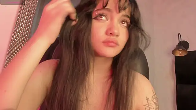 Snapshot of Darky_Doll chatting on October 5, 3:41 am Darky Doll online show from October 5, 3:41 am