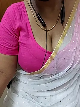 tami lavanya online show from June 11, 6:05 pm